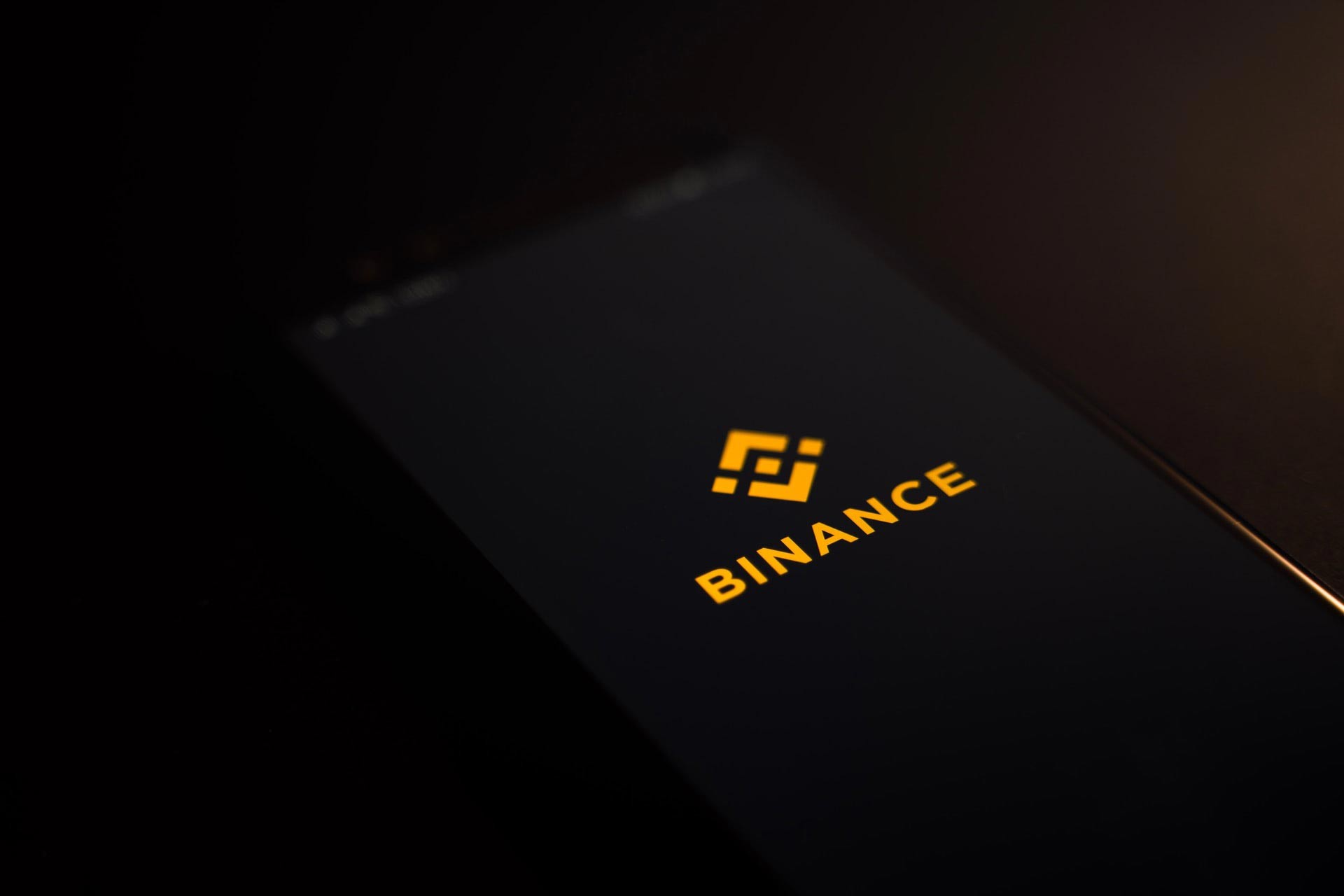 KRİPTO PARA BORSASI BINANCE GÜVENİLİR Mİ? YENİ BAŞLAYANLAR İÇİN KAPSAMLI BINANCE REHBERİ